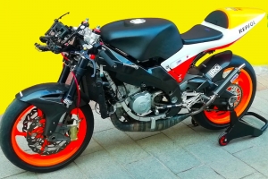 Aprilia 250 RS SP 1993-2003 - Nádrž