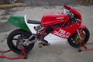 Ducati F1 750cc 1985-1988  parts on bike TT600