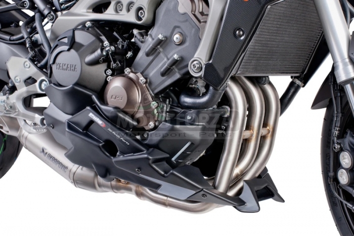 7540J  - Yamaha MT09 / SP / MT 09 Tracer 9 GT Akrapovic - Klín pod motor SET